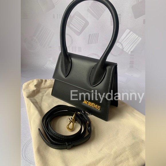 JACQUEMUS Le Chiquito moyen leather handbag - Picture 10 of 11